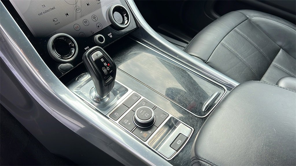 Used 2020 Land Rover Range Rover Sport HSE Dynamic image 28