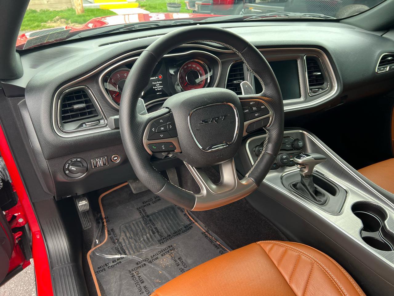 Used 2016 Dodge Challenger SRT Hellcat image 12