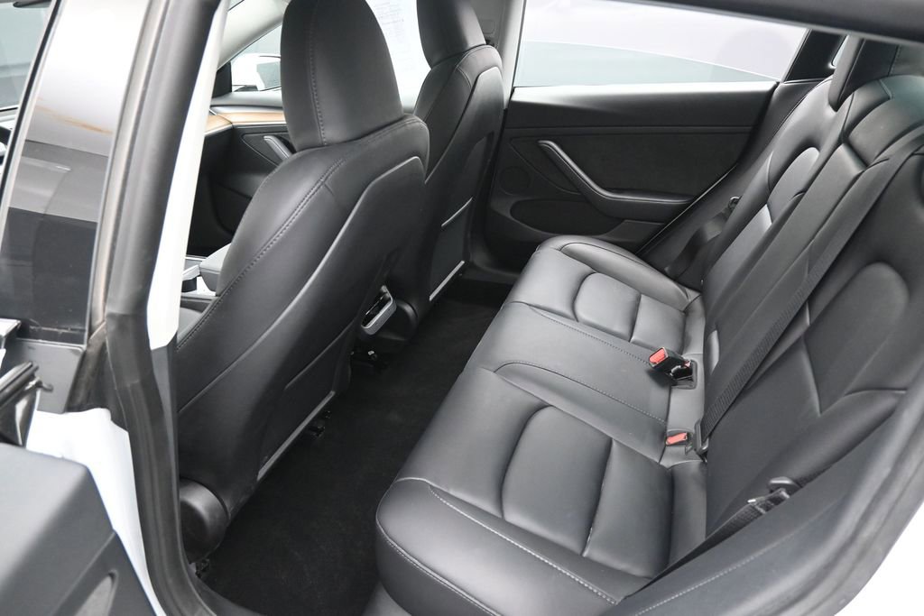 Used 2023 Tesla Model 3 Standard Range RWD image 29