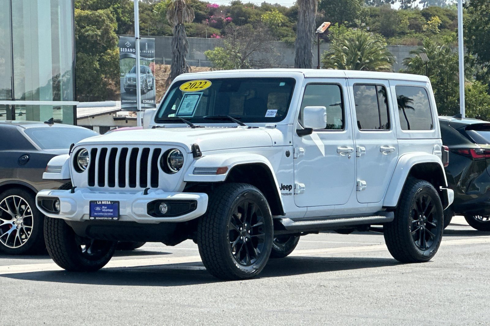 Used 2022 Jeep Wrangler Unlimited Sahara AWD/4WD image 7