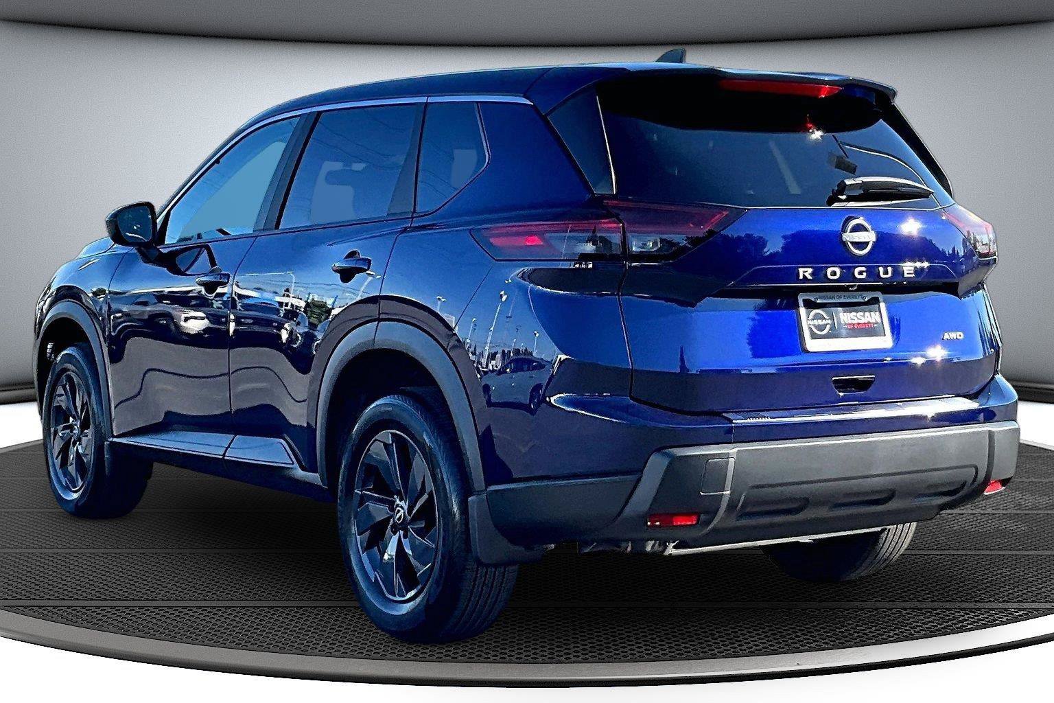 New 2026 Nissan Rogue SV w/ Cold Weather Package AWD/4WD image 4