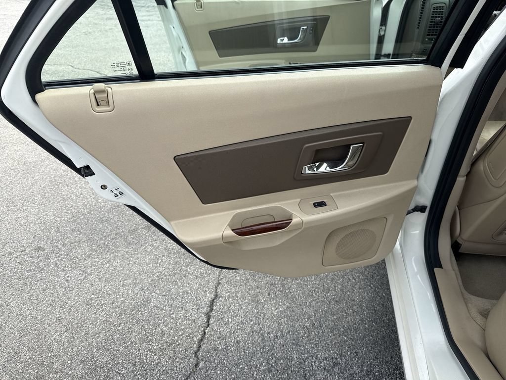 Used 2007 Cadillac CTS 3.6 RWD image 21