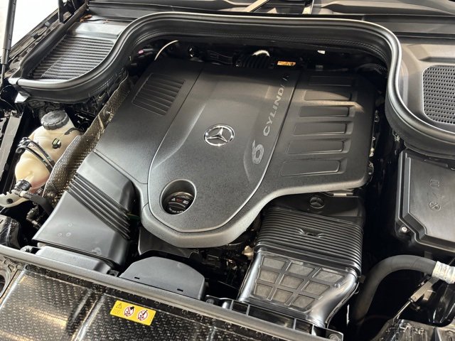 Used 2025 Mercedes-Benz GLS 450 4MATIC image 34