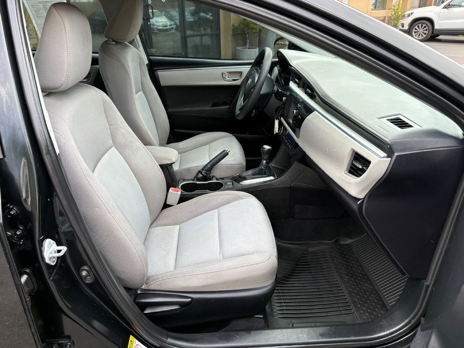 Used 2016 Toyota Corolla LE FWD image 20