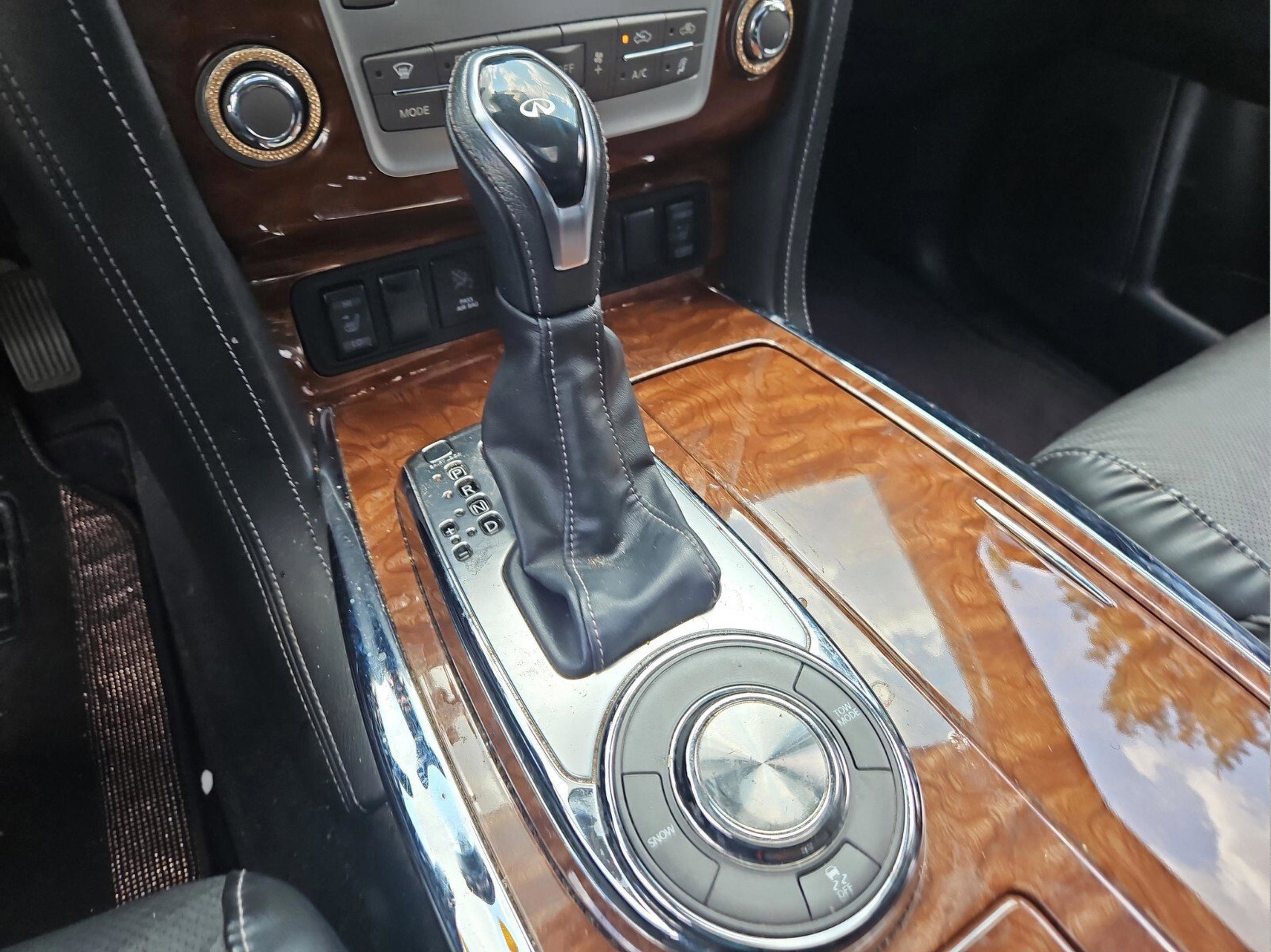 Used 2019 INFINITI QX80 Luxe image 8