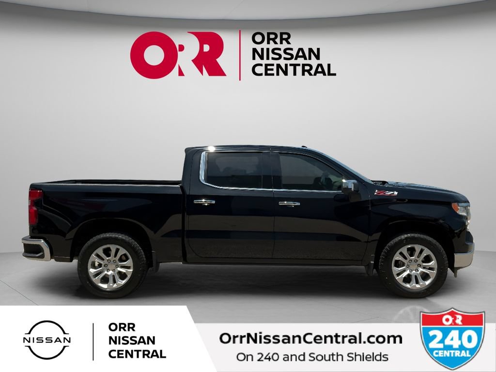 Used 2023 Chevrolet Silverado 1500 LTZ w/ Technology Package AWD/4WD image 4
