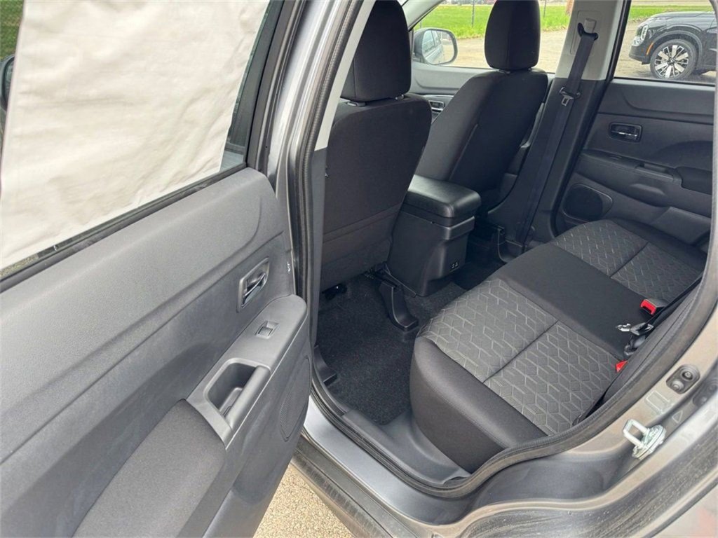 New 2025 Mitsubishi Outlander Sport LE image 26