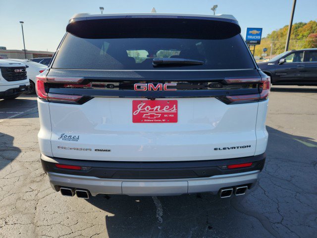 Used 2025 GMC Acadia Elevation image 4