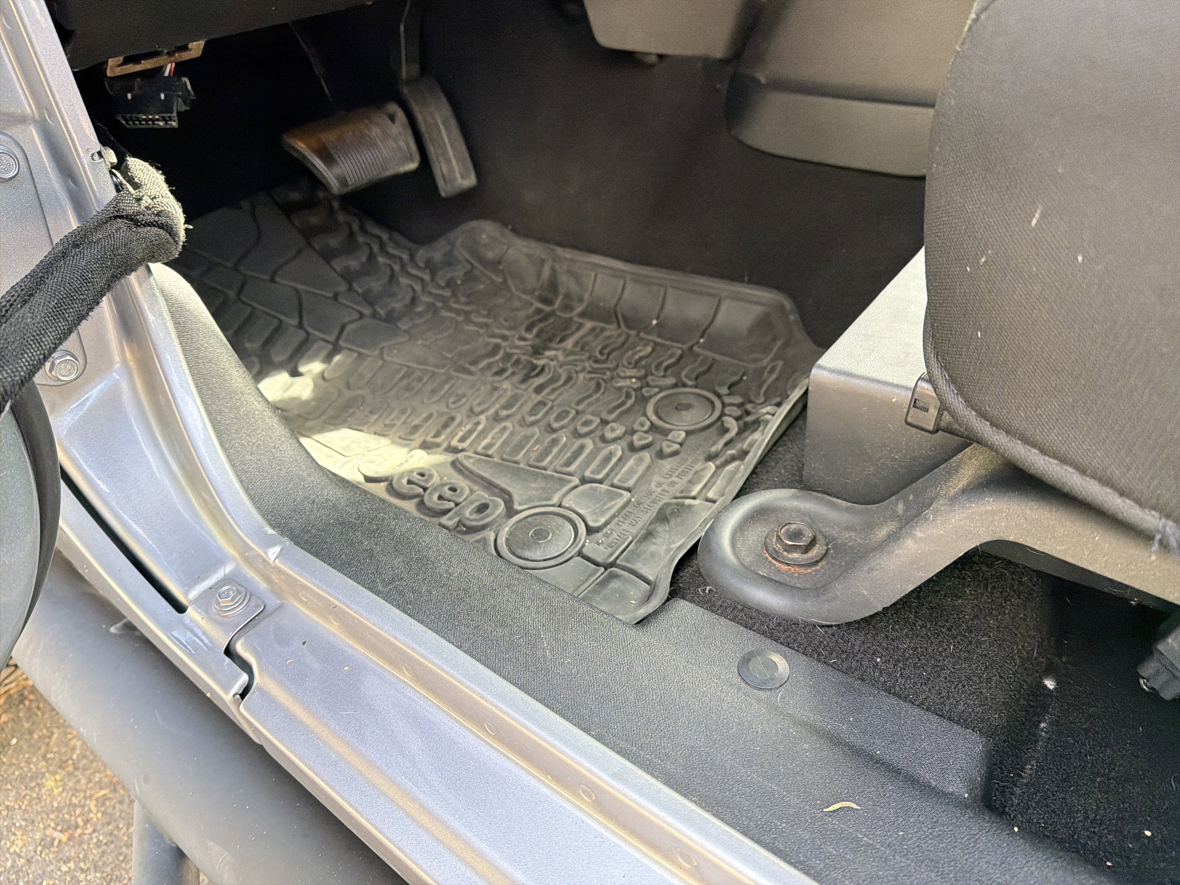 Used 2015 Jeep Wrangler Unlimited Sport w/ Quick Order Package 24S image 17