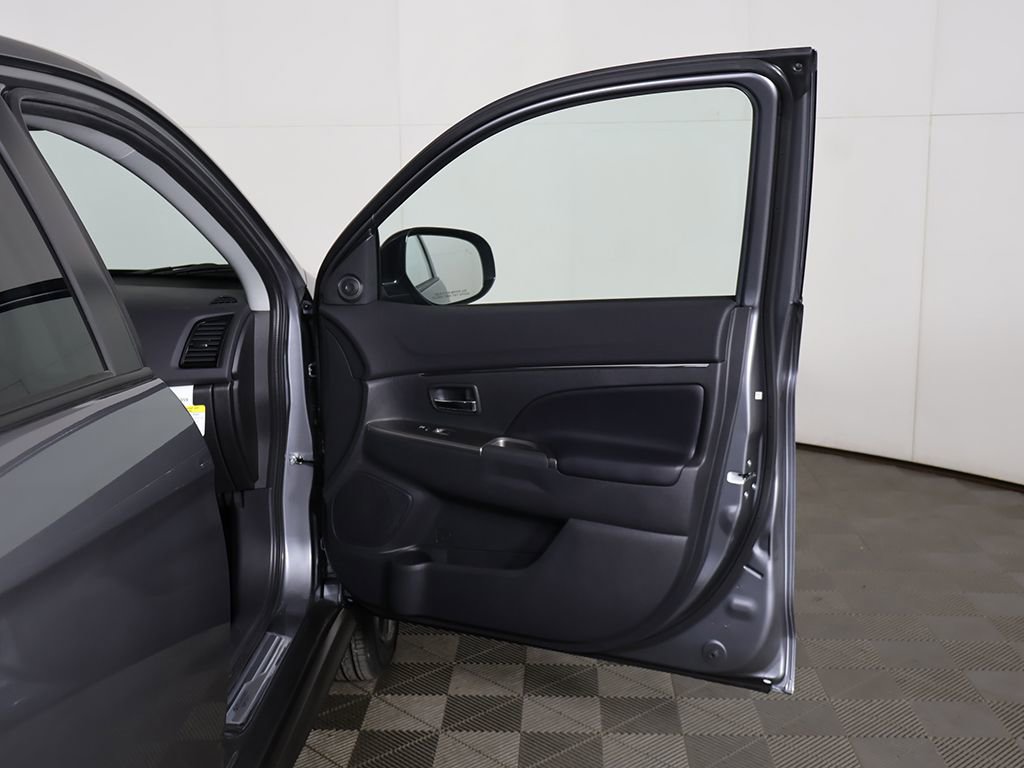 New 2026 Mitsubishi Outlander Sport SE AWD/4WD image 18
