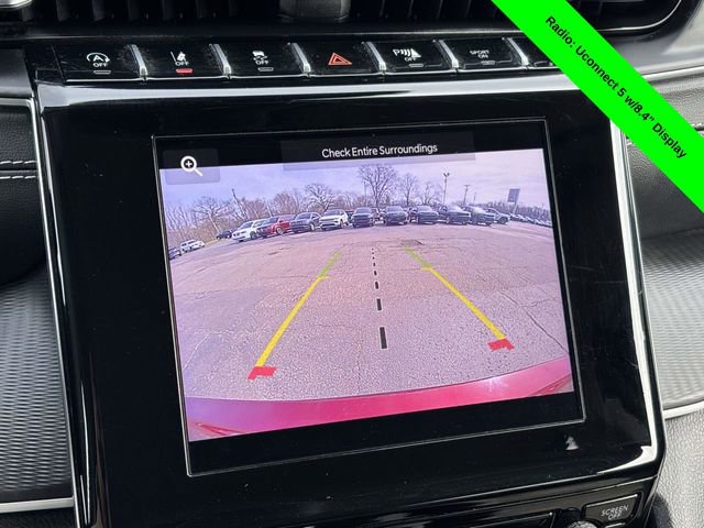 Used 2023 Jeep Grand Cherokee L Laredo image 17