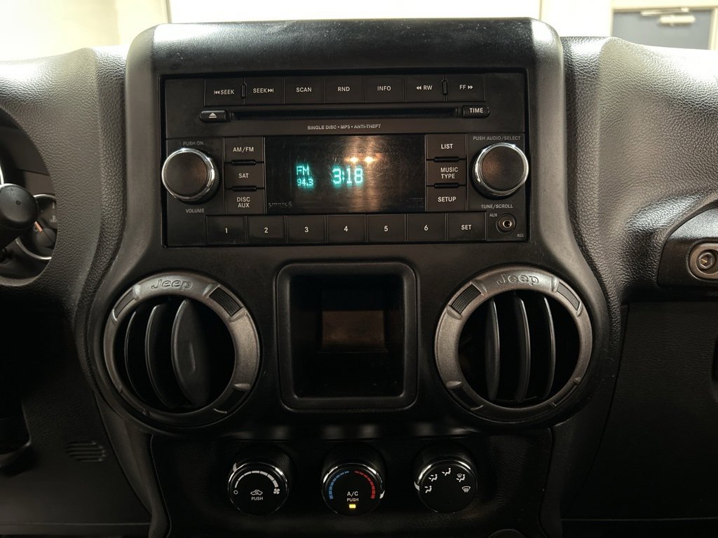 Used 2012 Jeep Wrangler Unlimited Sport image 23