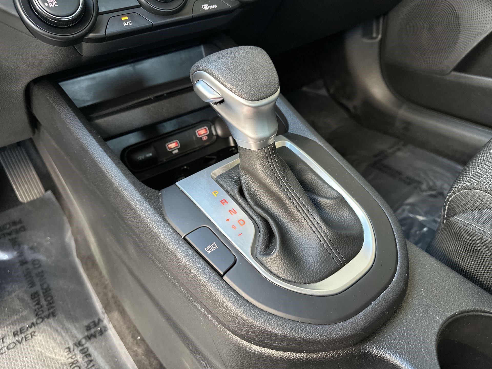 Certified 2024 Kia Forte LXS image 20