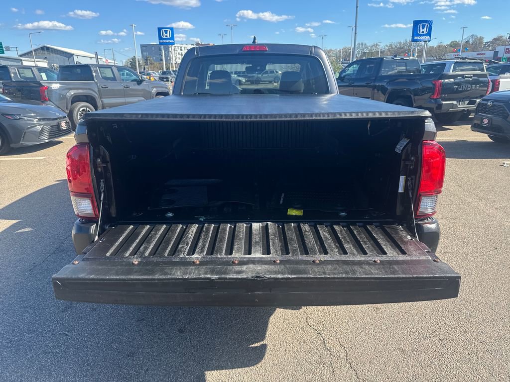 Used 2020 Toyota Tacoma SR AWD/4WD image 11