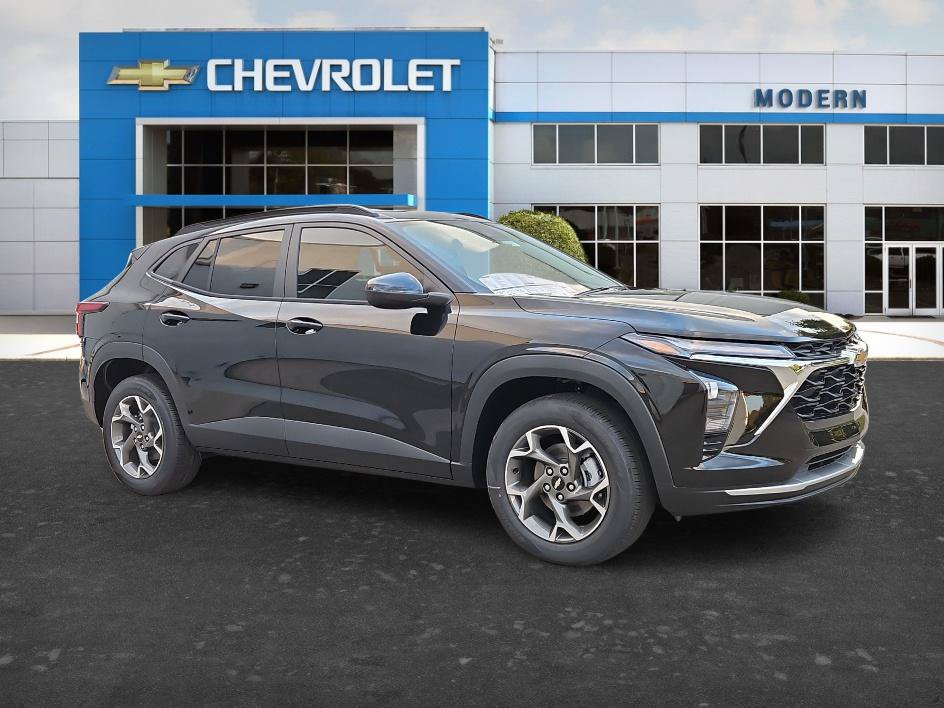 New 2026 Chevrolet Trax LT FWD image 6