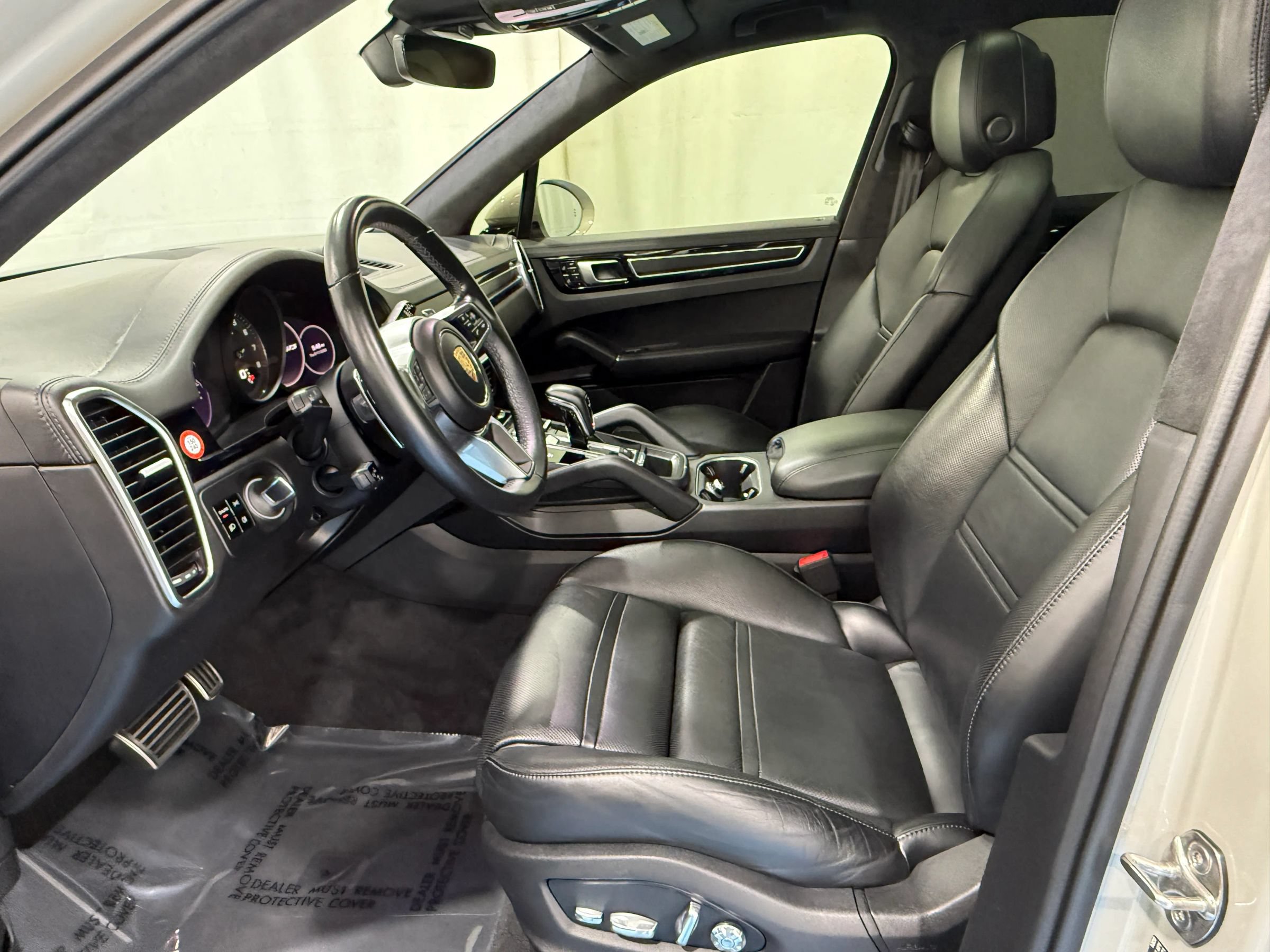 Used 2021 Porsche Cayenne GTS AWD/4WD image 22