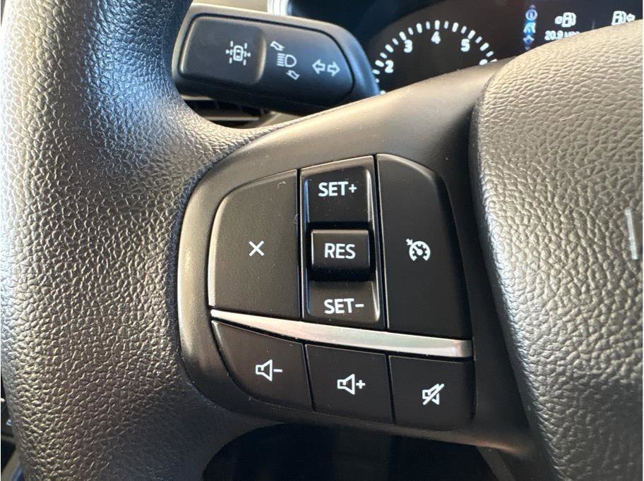 Used 2020 Ford Escape SE image 16