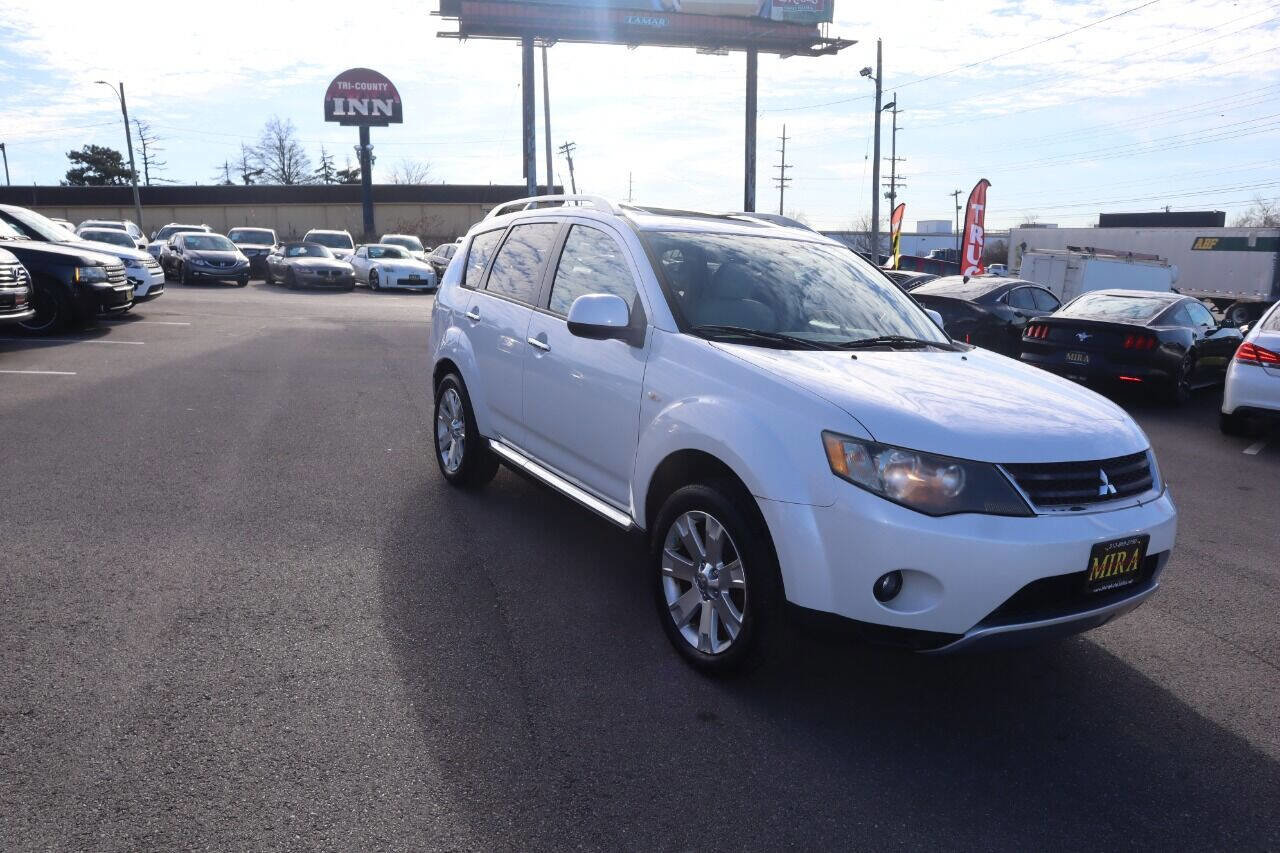 Used 2008 Mitsubishi Outlander SE image 6
