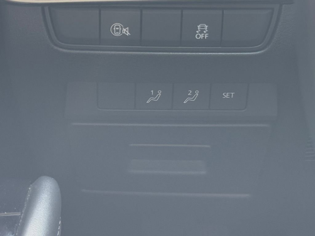 Used 2024 MAZDA MAZDA3 s image 23