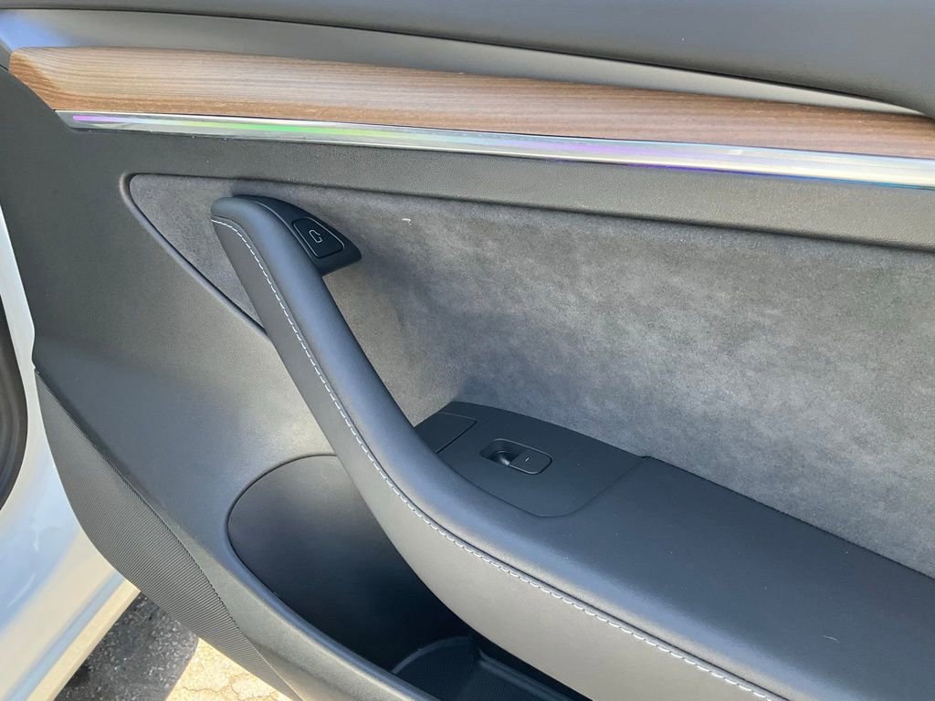 Used 2023 Tesla Model 3 Standard Range image 70