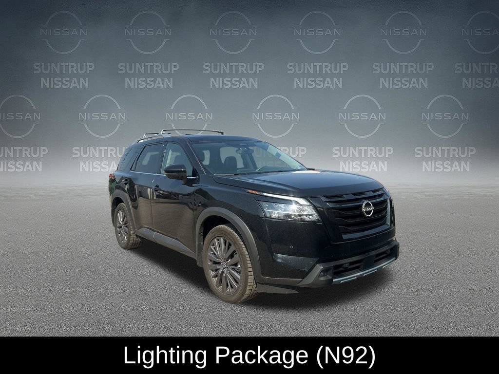 Used 2024 Nissan Pathfinder SL w/ SL Premium Package AWD/4WD image 10