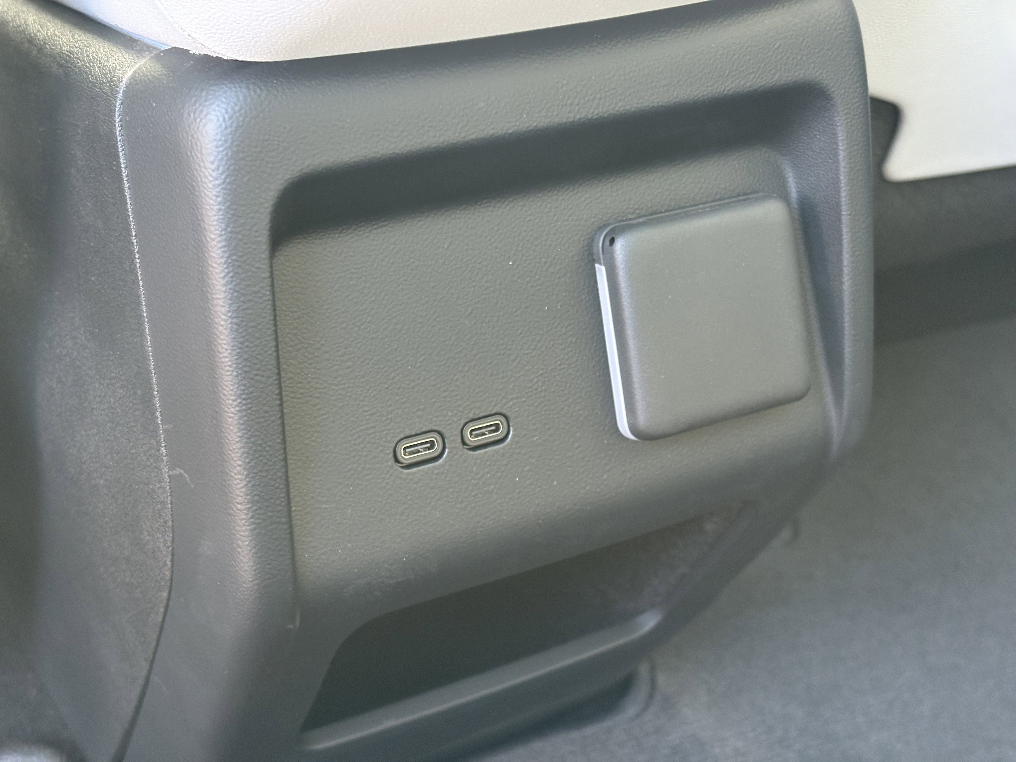 New 2025 Cadillac Optiq Luxury 1 image 13