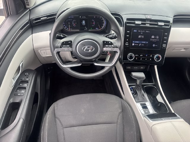 Used 2023 Hyundai Tucson SE AWD/4WD image 14