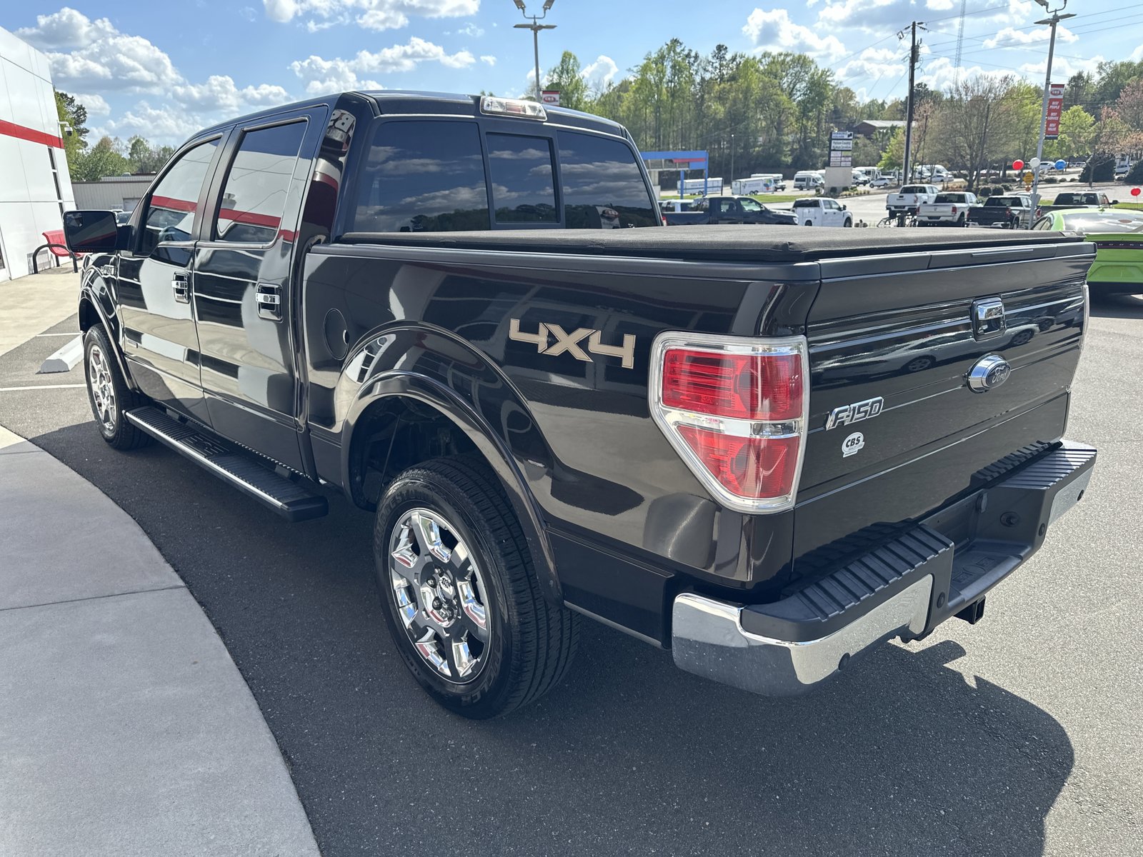 Used 2014 Ford F150 Lariat w/ Equipment Group 502A Luxury AWD/4WD image 6