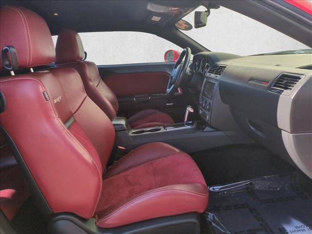 Used 2014 Dodge Challenger SRT8 w/ Harman/Kardon Audio Group RWD image 19