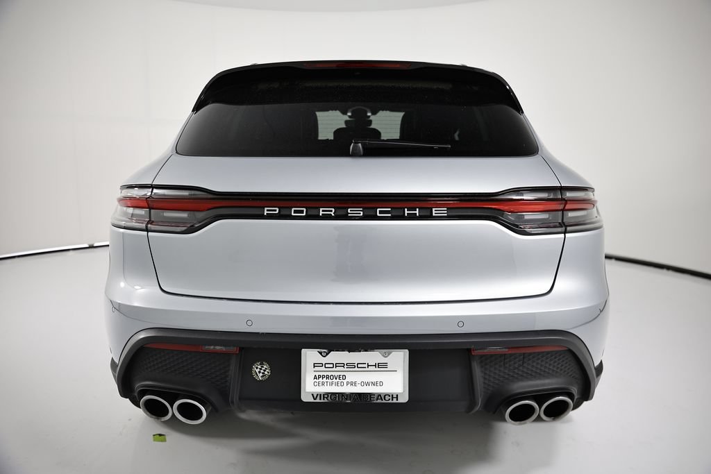 Certified 2026 Porsche Macan AWD/4WD image 6