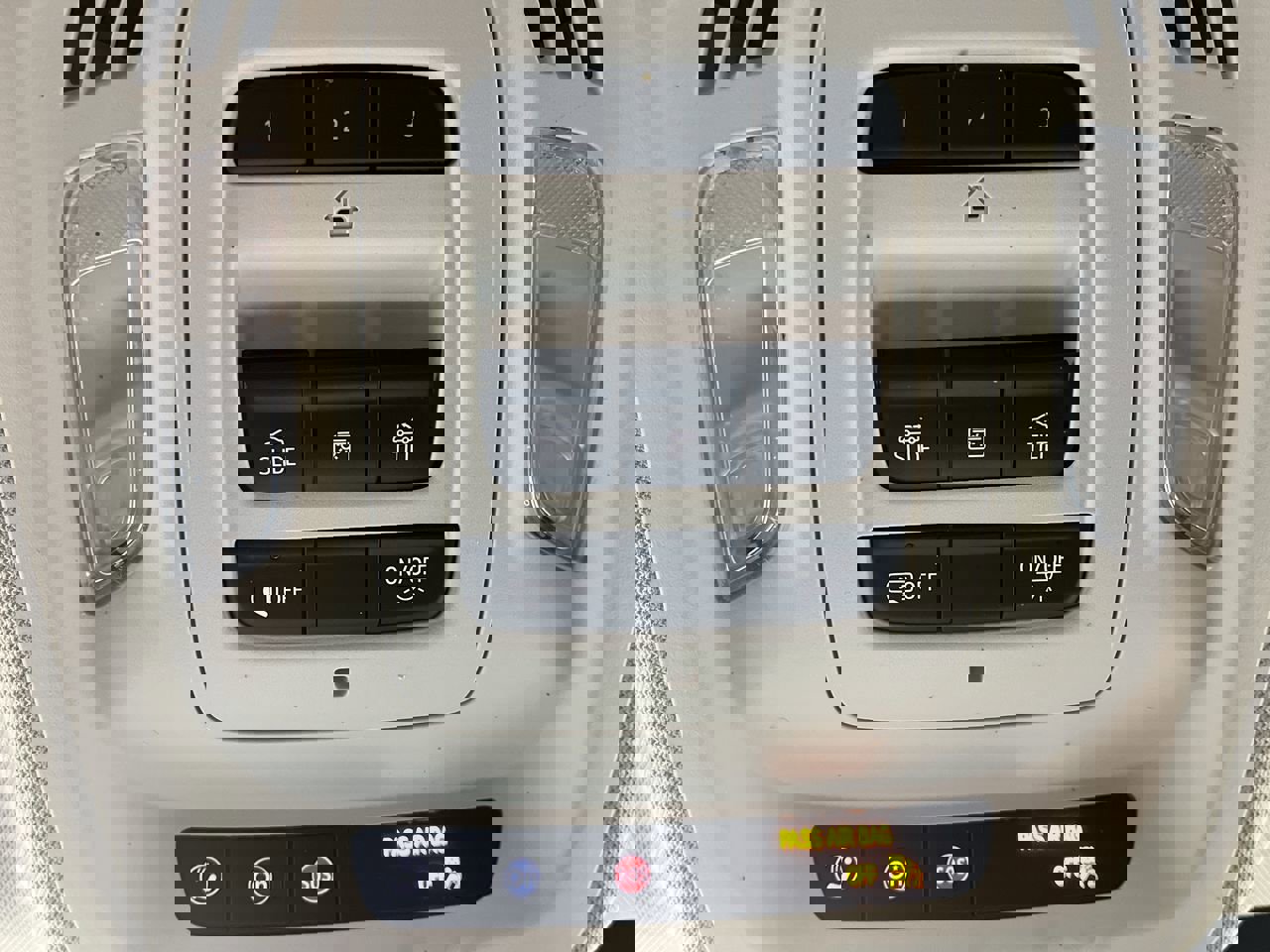 Used 2023 Buick Envision Avenir image 28