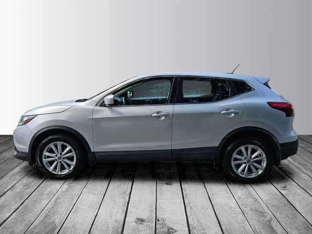 Used 2019 Nissan Rogue Sport S w/ Appearance Package AWD/4WD image 2