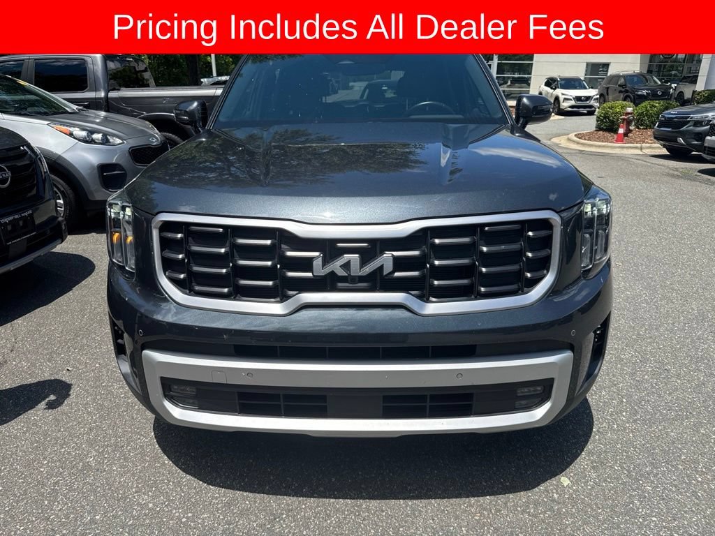 Used 2024 Kia Telluride SX w/ Towing Package FWD image 2