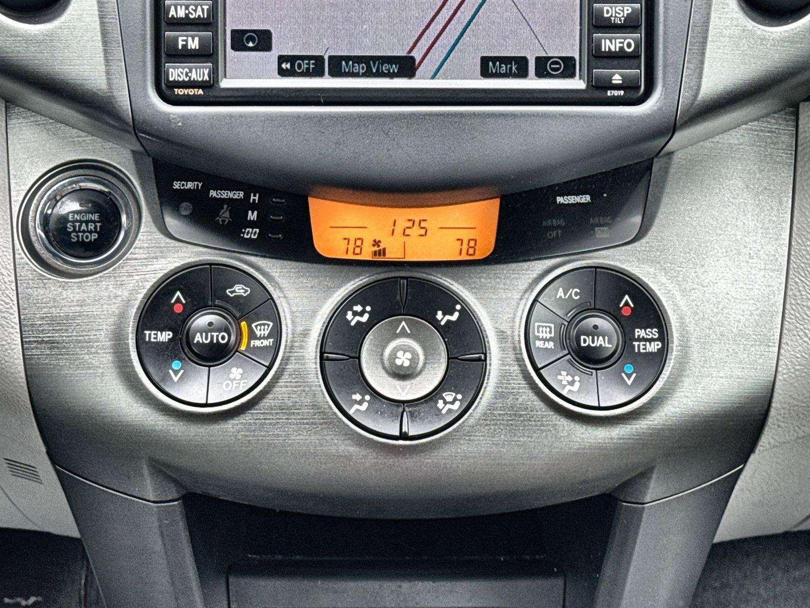 Used 2011 Toyota RAV4 Limited AWD/4WD image 26