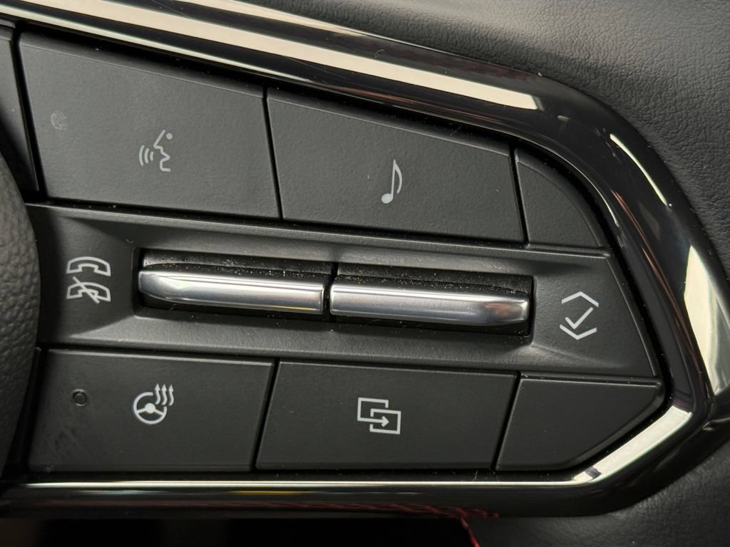 New 2026 Chevrolet Equinox EV RS w/ Convenience Package II FWD image 20