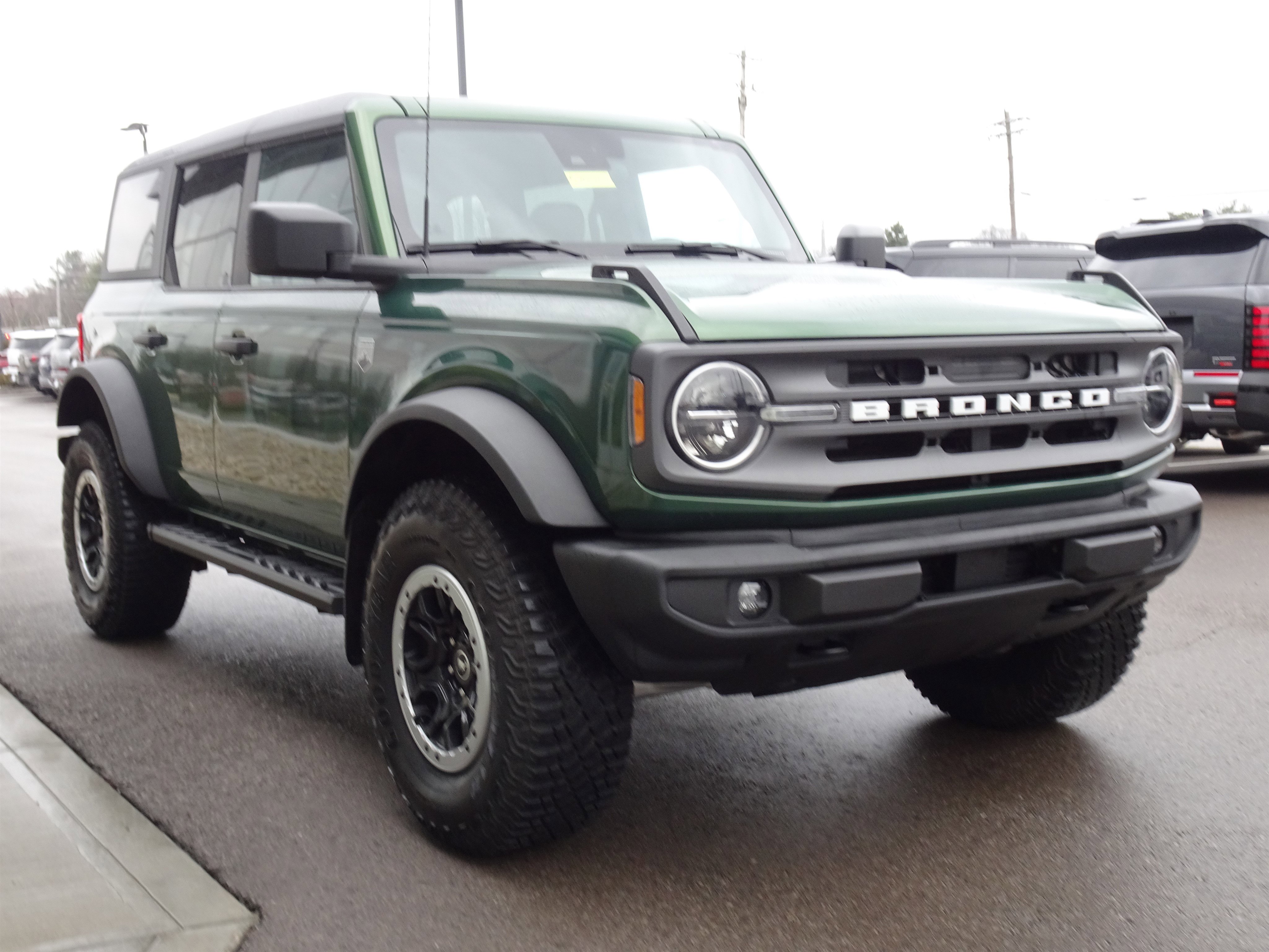 Used 2023 Ford Bronco Big Bend w/ Sasquatch Package image 6