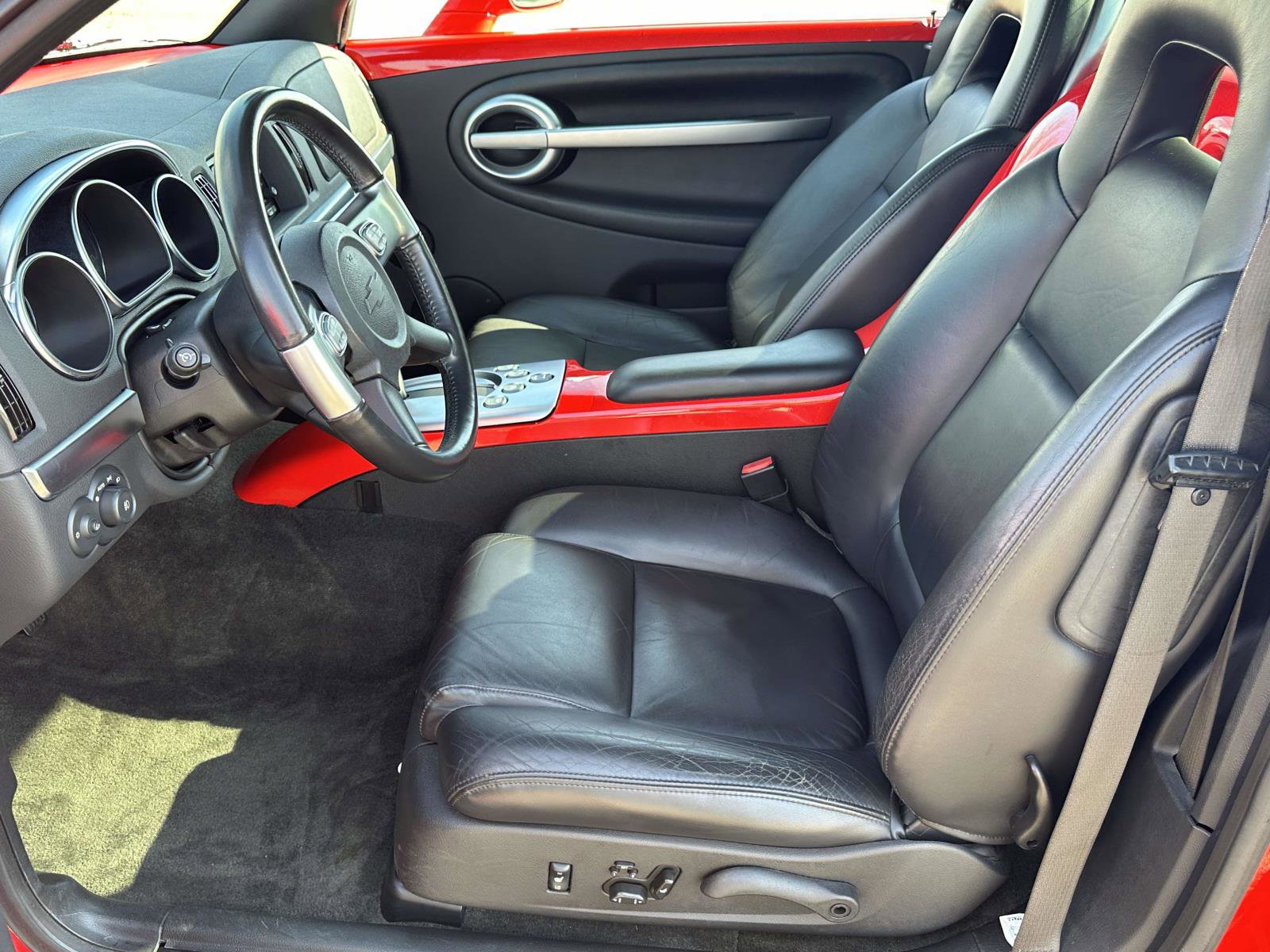 Used 2003 Chevrolet SSR w/ Preferred Equipment Group image 17