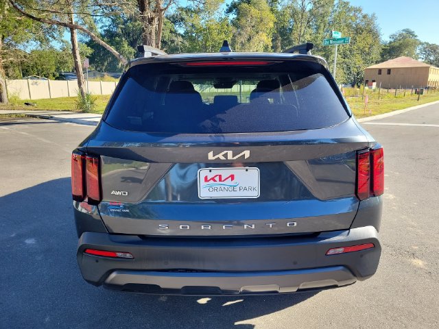 Used 2022 Kia Sorento S w/ Panoramic Sunroof Package AWD/4WD image 8