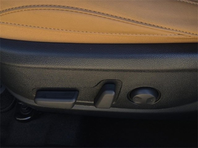 Used 2024 Kia Seltos SX w/ SX Sunroof Package image 16