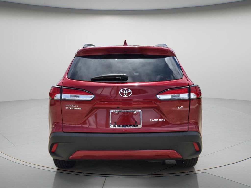 Used 2023 Toyota Corolla Cross LE FWD image 6