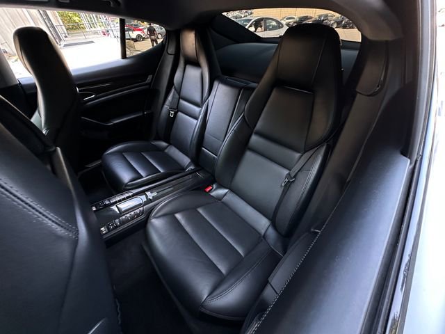 Used 2015 Porsche Panamera 4S image 32