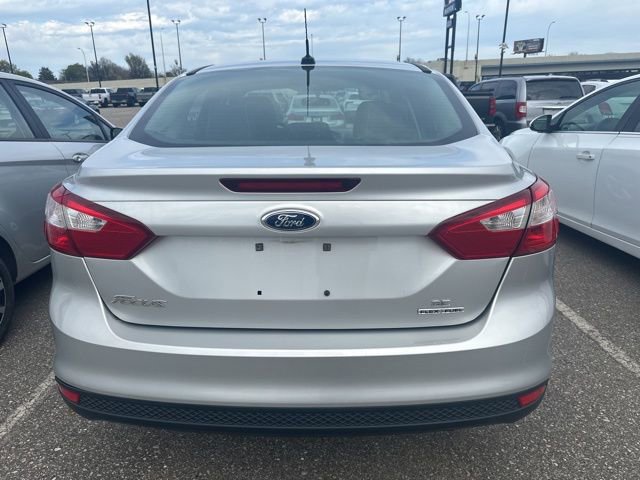 Used 2013 Ford Focus SE FWD image 4