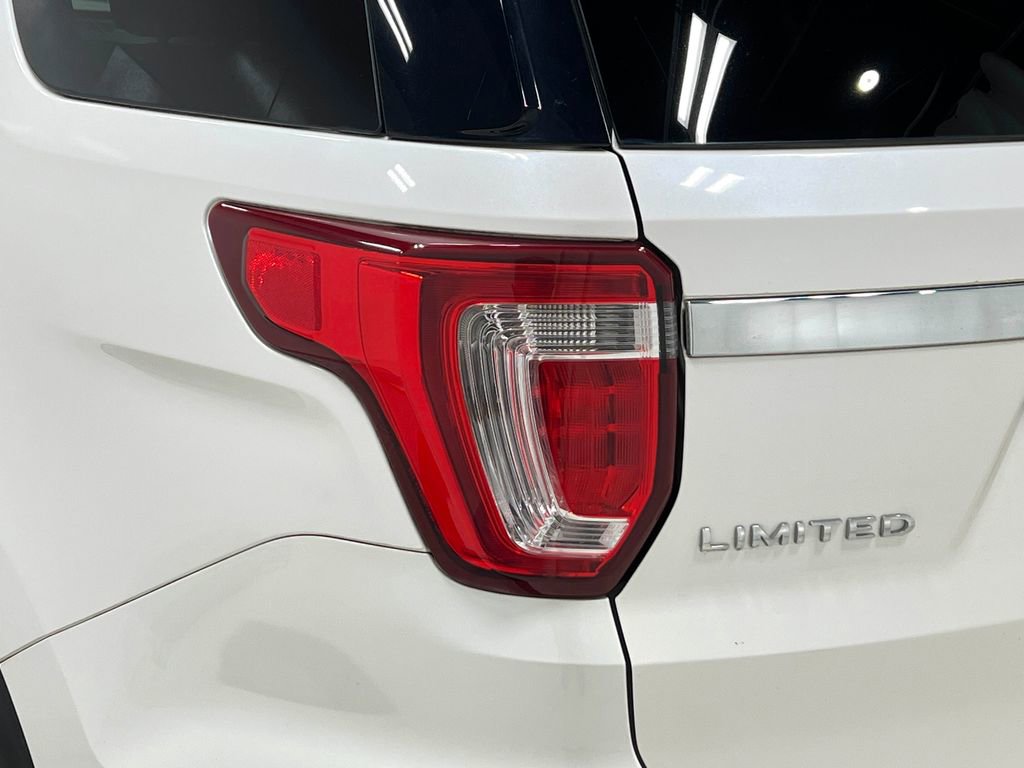 Used 2016 Ford Explorer Limited w/ Equipment Group 301A image 40