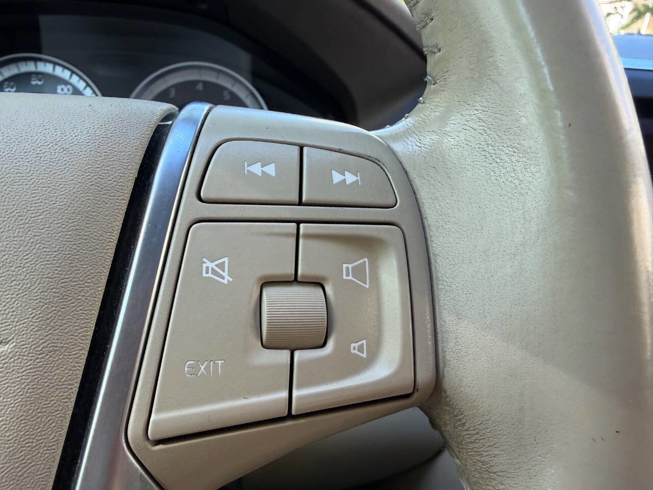 Used 2012 Volvo XC60 T6 AWD/4WD image 23