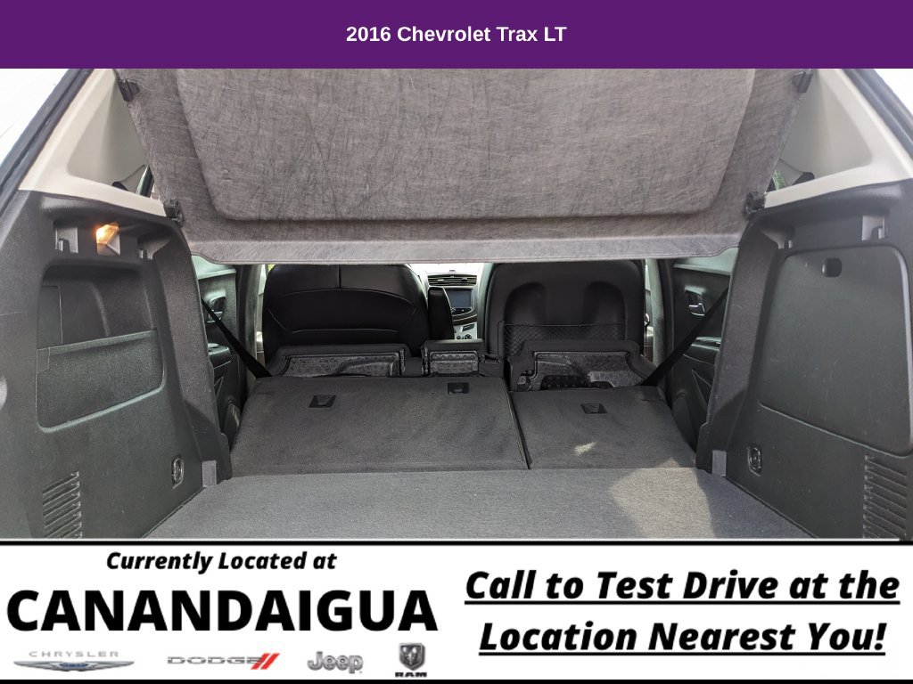 Used 2016 Chevrolet Trax LT w/ LT Convenience Package AWD/4WD image 27