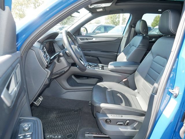 Certified 2026 Volkswagen Atlas Cross Sport SEL R-Line AWD/4WD image 13