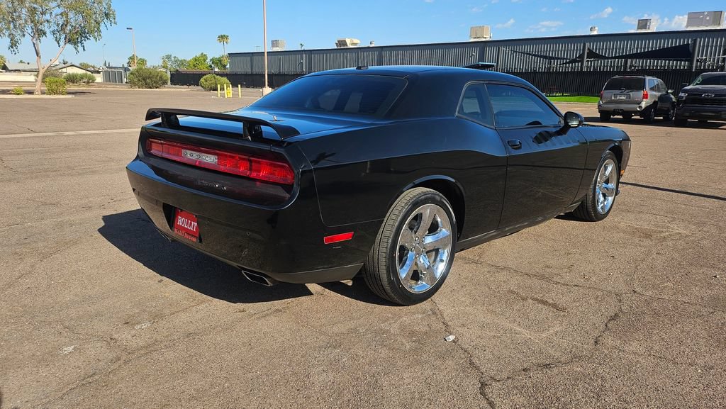 Used 2013 Dodge Challenger R/T Plus RWD image 11