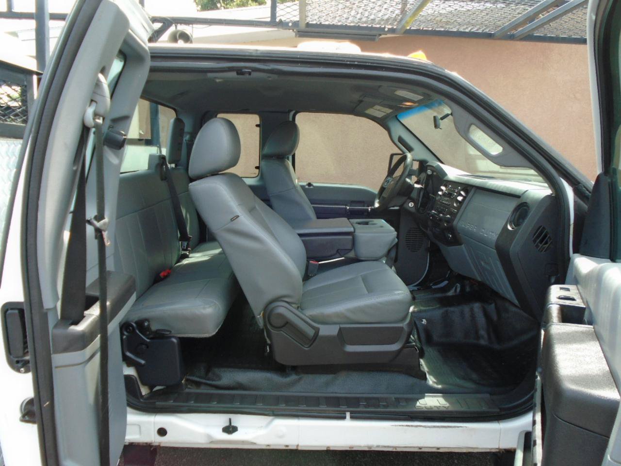 Used 2016 Ford F550 4x4 SuperCab Super Duty image 20
