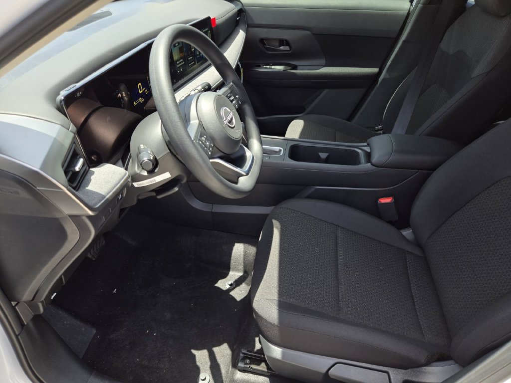 New 2027 Nissan Kicks S FWD image 18