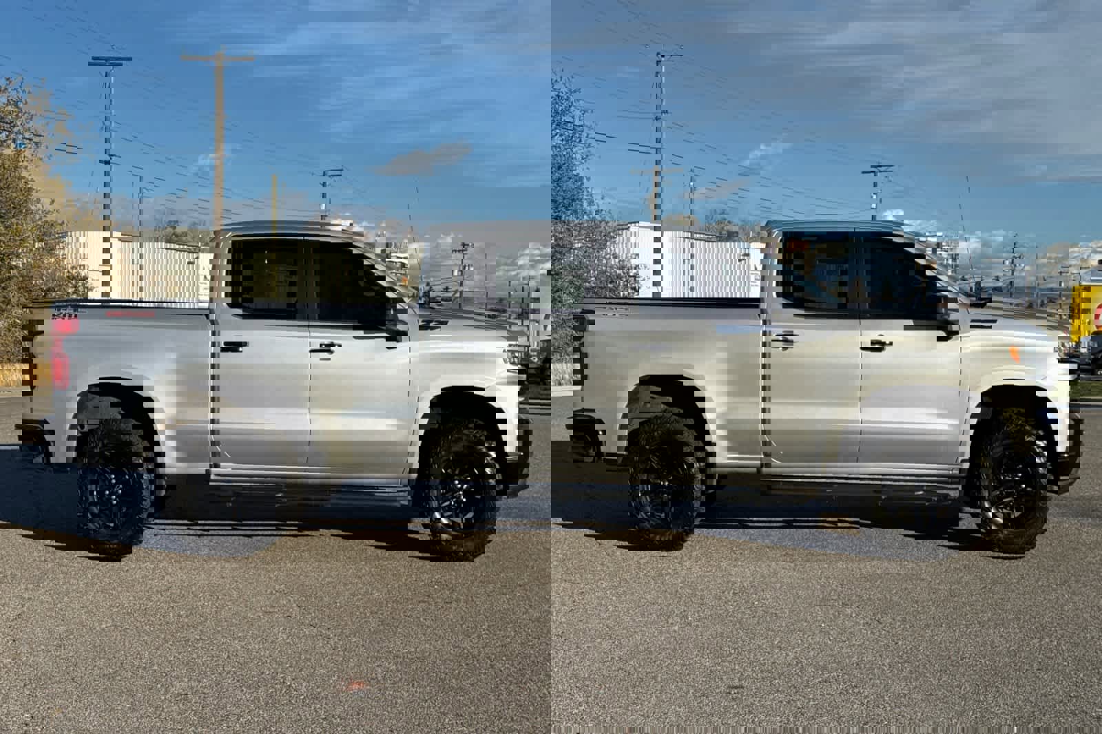 Used 2021 Chevrolet Silverado 1500 LT Trail Boss w/ Bed Protection Package image 8